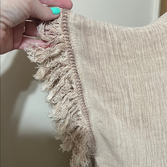 Elegant Cream Fringed Poncho - Picture 3 of 4